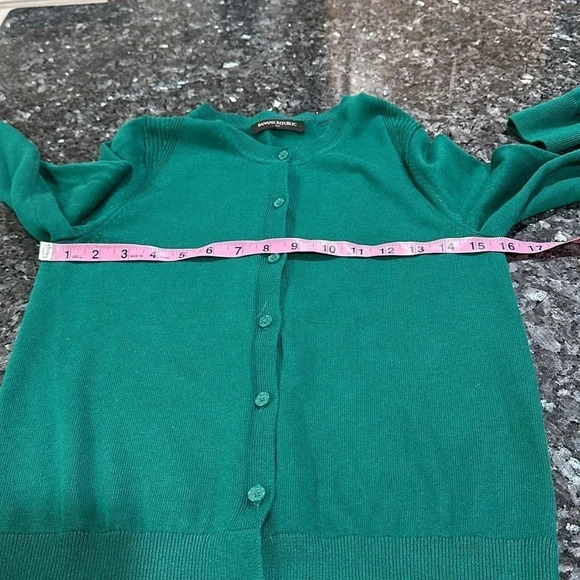 Banana Republic factory Solid button front sweater cardigan. NEW - Picture 7 of 9